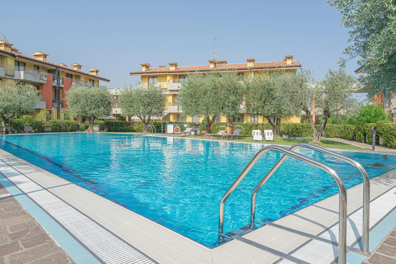 Dolce Vita Family Apartment Sirmione Exterior foto
